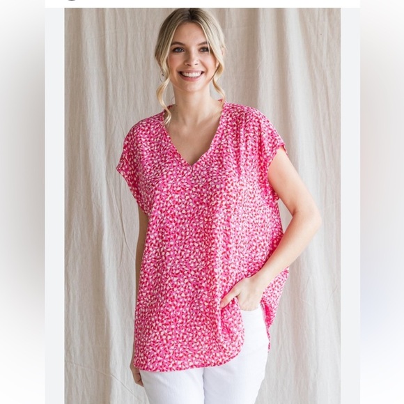 JODIFL Tops - Jodifl Marley Hot Pink Printed Blouse